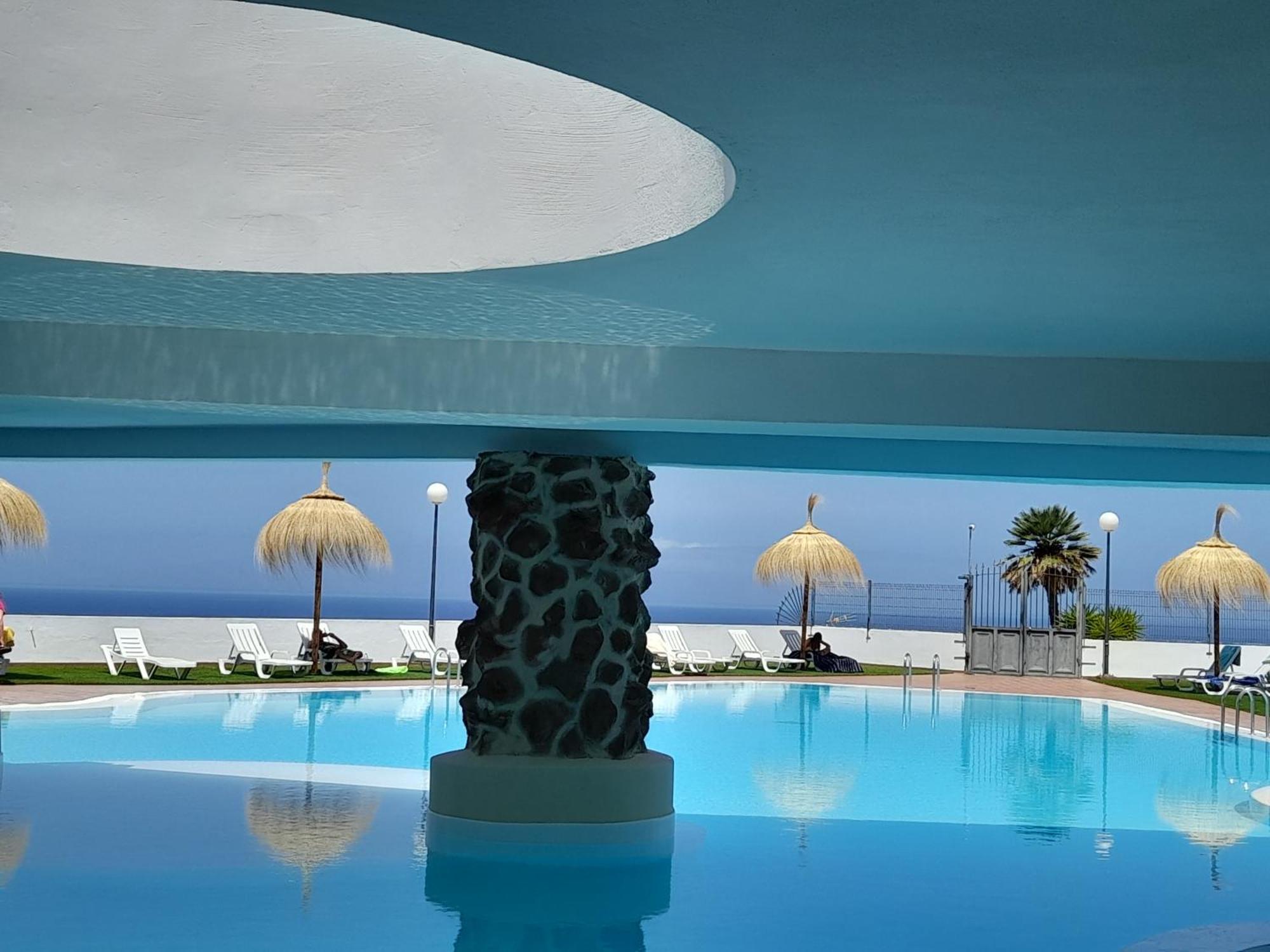 Apartments Island Village Heights Адехе Екстериор снимка