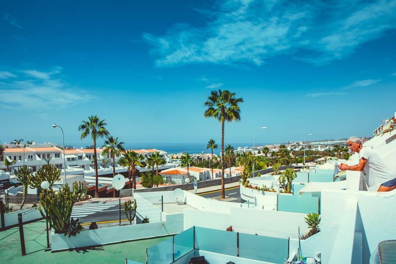 Apartments Island Village Heights Адехе Екстериор снимка